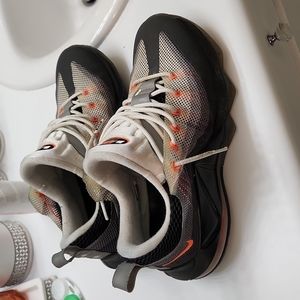 Orange, white, and gray Nike Air size 9 1/2